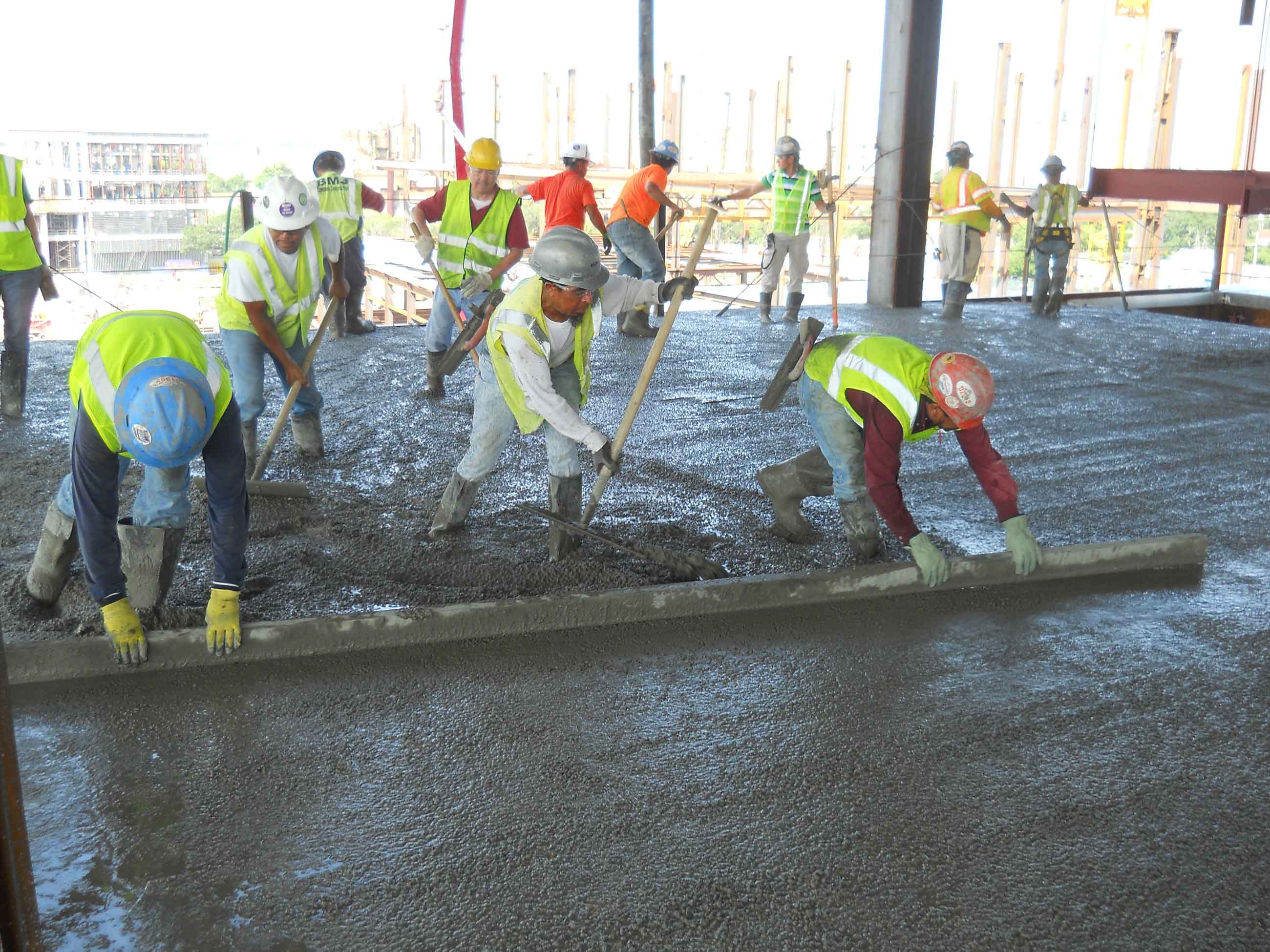 2013: structural lightweight concrete placement
